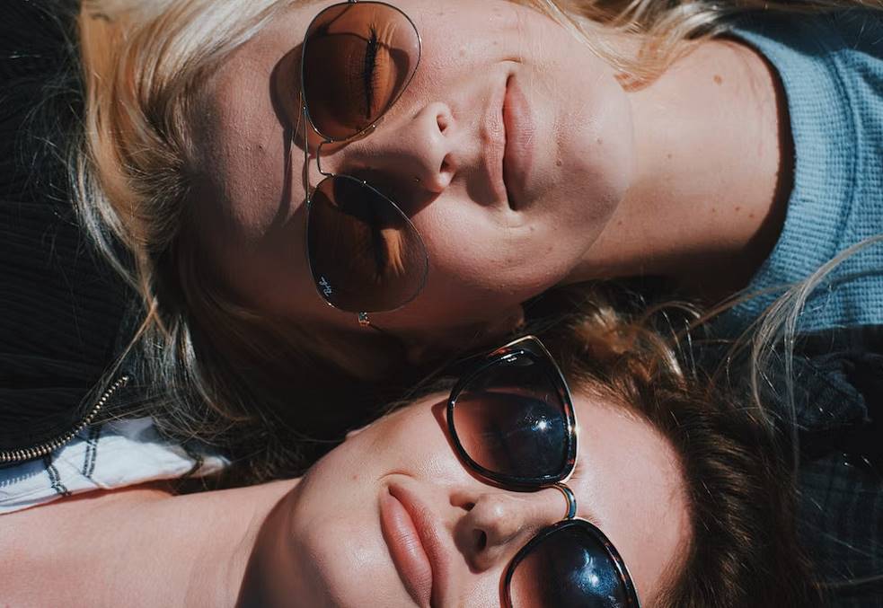 how to choose the right sunglasses 1