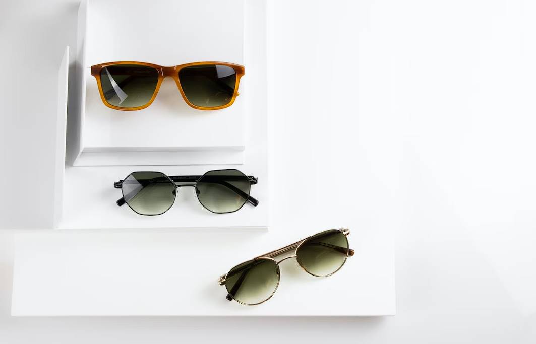 how to choose the right sunglasses 2